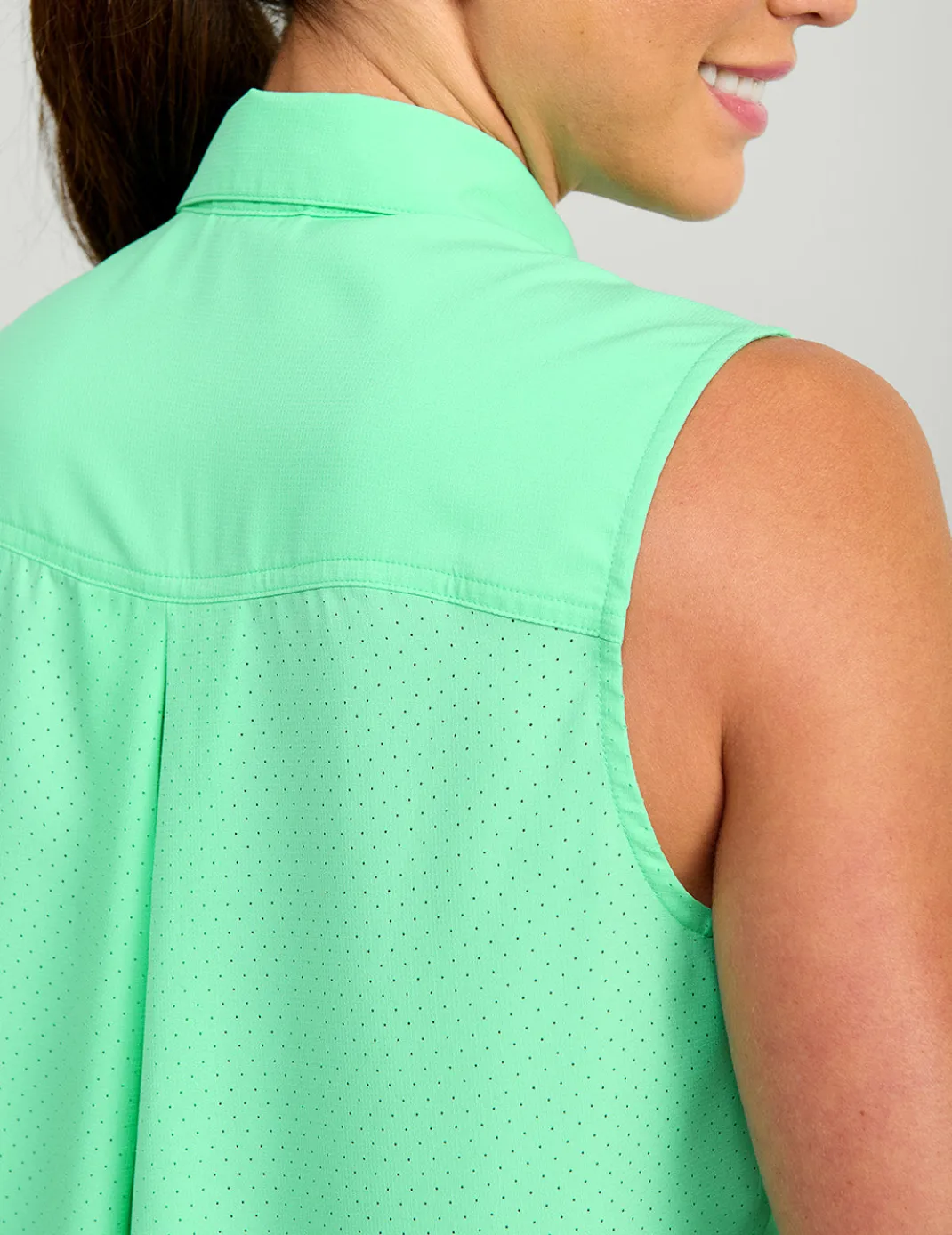 Womens Sleeveless Tide Point Button-Down